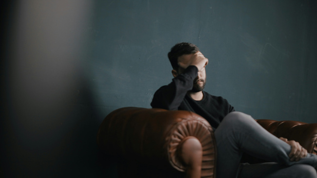 Wenn Abwertung das Selbstbild angreift